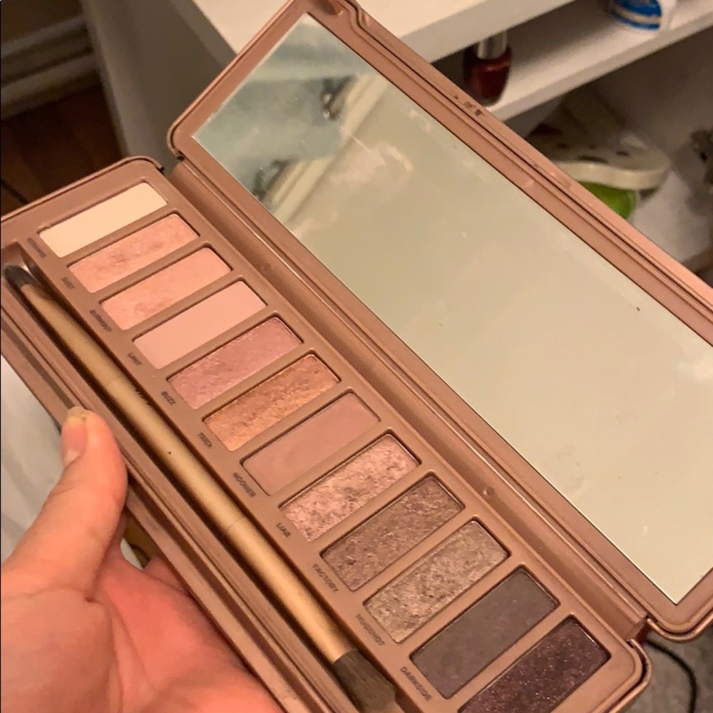 Naked 3 palette